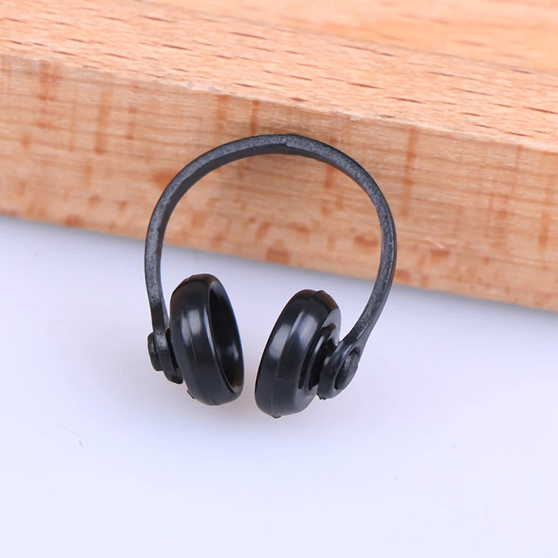 2pcs 1:12 Scale Doll House Miniature Neat Black Plastic Headphones Computer Room