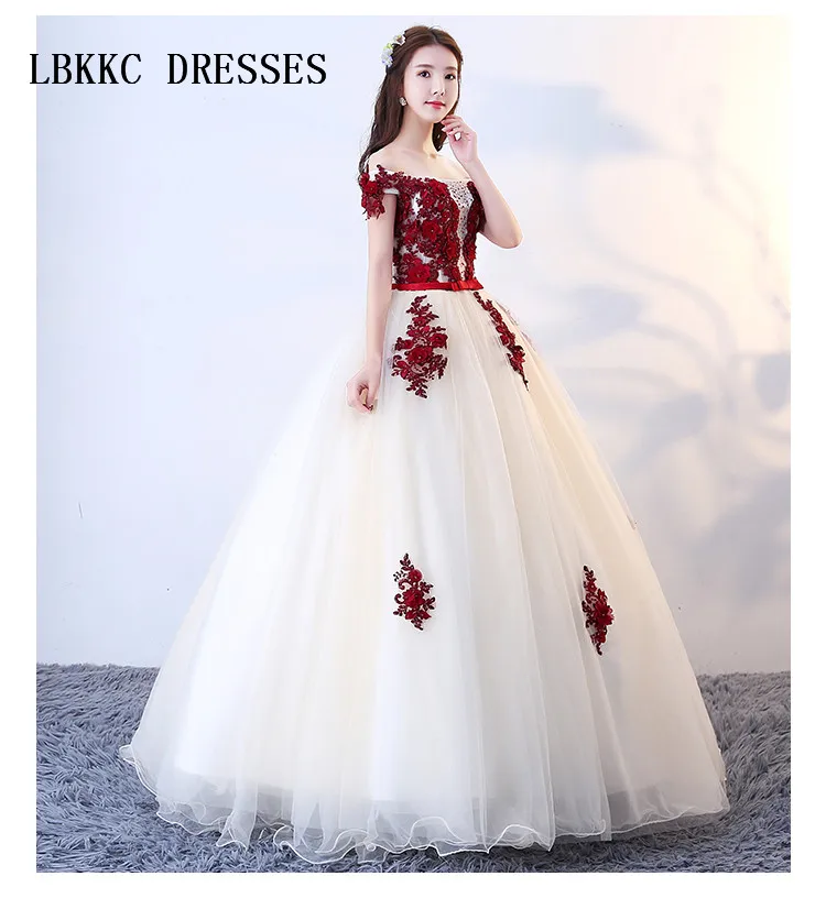 Off The Shoulder Champagne With Red Lace Quinceanera Dresses Elegant Sweet 16 Dresses Ball Gowns Vestido De Quinceanera Dress
Off The Shoulder Champagne With Red Lace Quinceanera Dresses Elegant Sweet 16 Dresses Ball Gowns Vestido De Quinceanera Dress