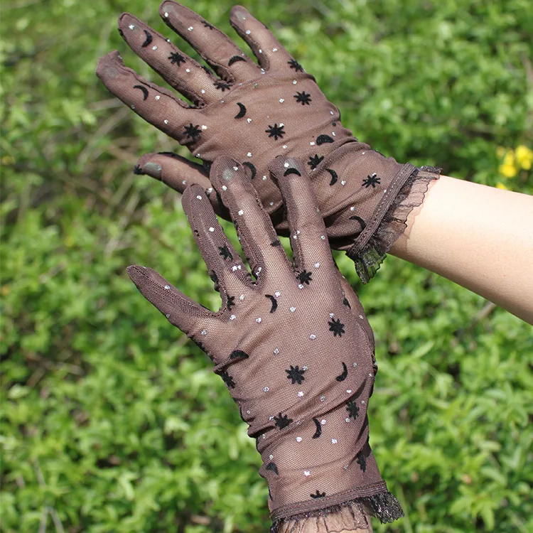 Factory Direct Summer Ladies Drill Anti-skid Lace UV Protection Sunscreen Gloves Short Star Month Wholesale
Factory Direct Summer Ladies Drill Anti-skid Lace UV Protection Sunscreen Gloves Short Star Month Wholesale