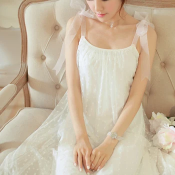 New Soft Yarn Womens Home Dress For Sleeping Princess Long Lace White Nightgowns Lady Vintage Nightdress Sling Sleeveless White
New Soft Yarn Womens Home Dress For Sleeping Princess Long Lace White Nightgowns Lady Vintage Nightdress Sling Sleeveless White