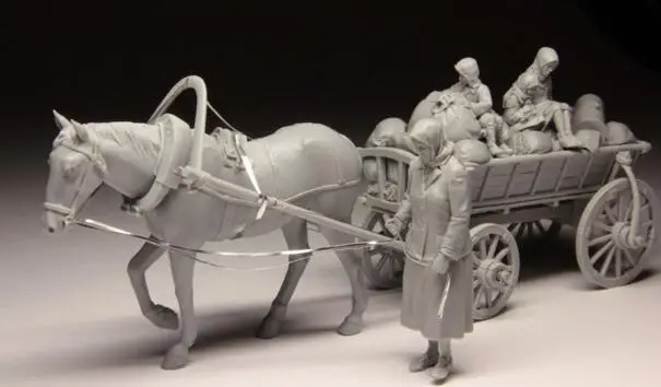 1/35 Resin Kits WWII Europe Refugee 1 Set (include Cart,Horse,Refugee and package)
1/35 Resin Kits WWII Europe Refugee 1 Set (include Cart,Horse,Refugee and package)