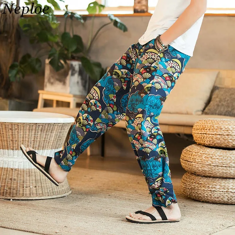 Neploe Chinese Style Floral Print Trousers Women Men Elastic Mid Waist Harem Pants 2019 Plus Size 5XL Vintage Pantalon 38180
Neploe Chinese Style Floral Print Trousers Women Men Elastic Mid Waist Harem Pants 2019 Plus Size 5XL Vintage Pantalon 38180