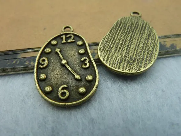 20pcs Wholesale Vintage Jewelry Findings And Components Antique Bronze Clock Charm DIY Making Accessories | Украшения и