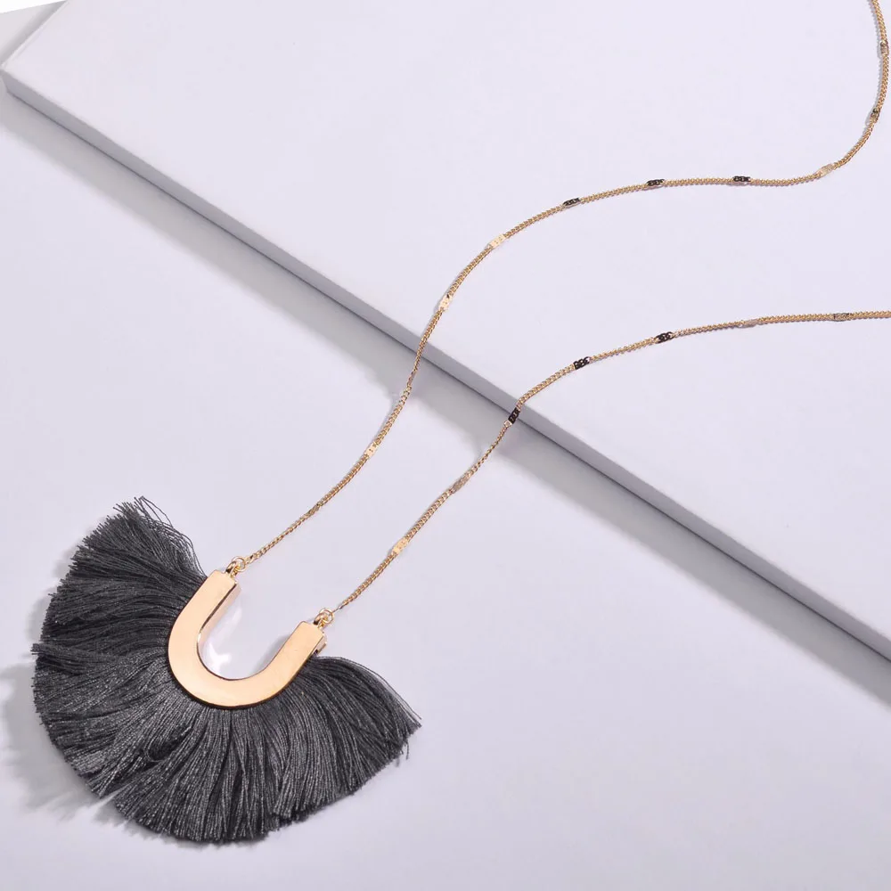 HUIDANG New Arrival Long Chain U horse shoe Shape Metal Cotton Fringed tassel Pendant NECKLACES for Women
HUIDANG New Arrival Long Chain U horse shoe Shape Metal Cotton Fringed tassel Pendant NECKLACES for Women