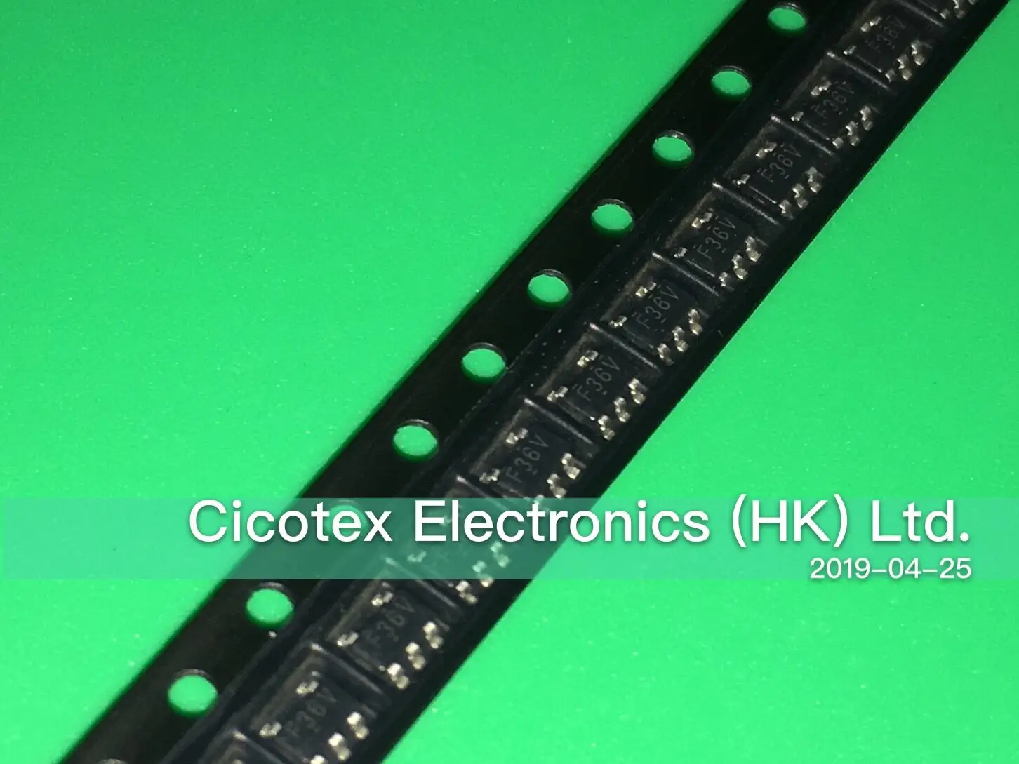 10 шт./лот Φ F34Y F3 MOS 300MA LDO Регулятор напряжения ELM89333BCS ELM89333BC-S/N
10 шт./лот Φ F34Y F3 MOS 300MA LDO Регулятор напряжения ELM89333BCS ELM89333BC-S/N