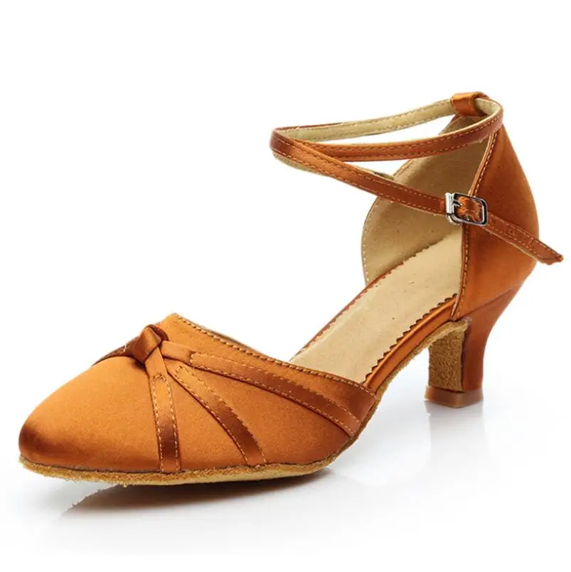 Red/Brown Tango Dancing Shoes Girls Women Ballroom Latin Shoes Ladies Dance Sneaker Latin Dance Shoes Woman Heel 5CM /7cm A112
Red/Brown Tango Dancing Shoes Girls Women Ballroom Latin Shoes Ladies Dance Sneaker Latin Dance Shoes Woman Heel 5CM /7cm A112