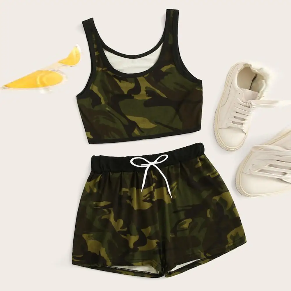 Camo Cami Top With Shorts 2019 Summer Women Spaghetti Strap 2 Piece Army Green Sleeveless Casual Two Piece Set ensemble femme
Camo Cami Top With Shorts 2019 Summer Women Spaghetti Strap 2 Piece Army Green Sleeveless Casual Two Piece Set ensemble femme
