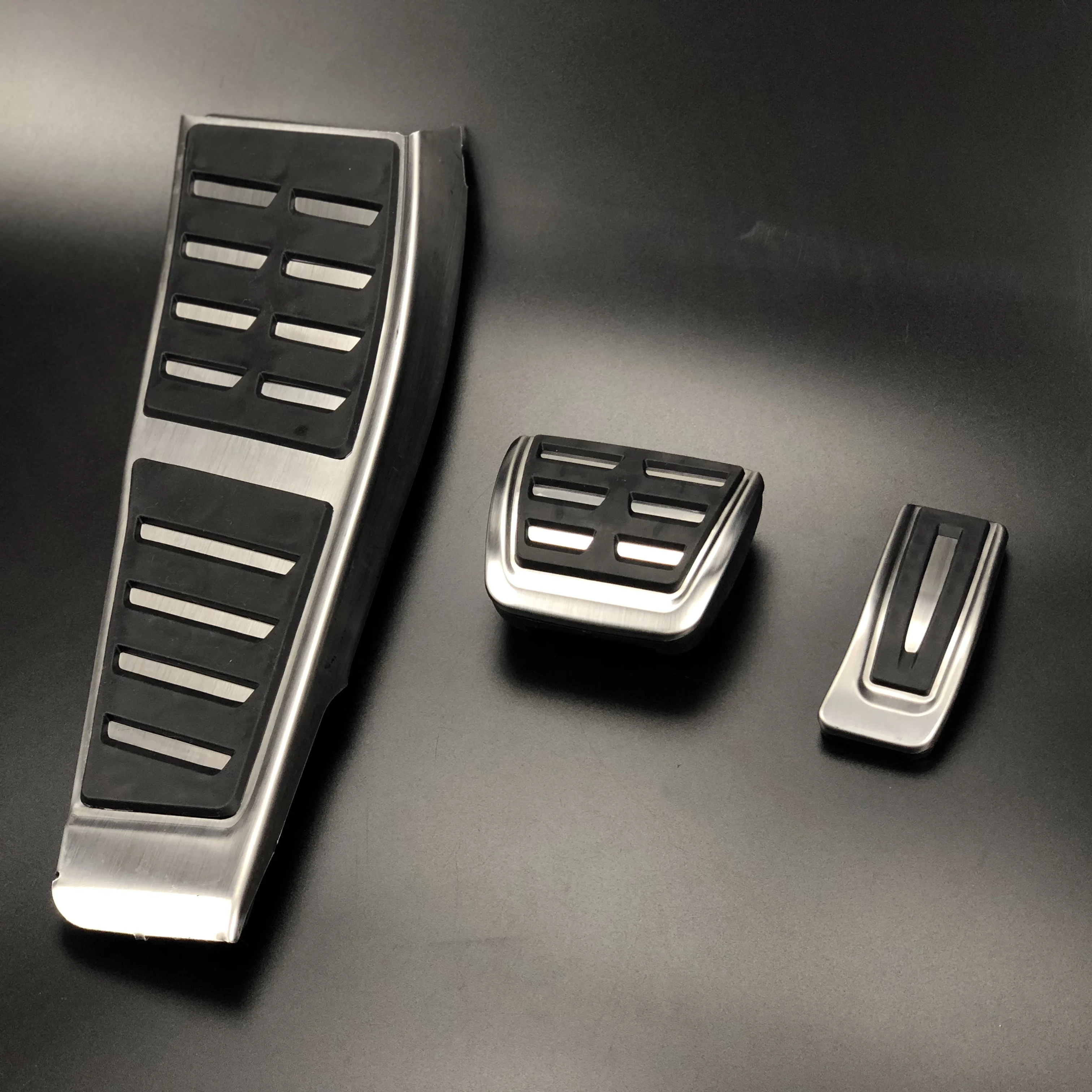 RHD AT\MT Stainless Steel Car Fuel Brake Footrest Pedals for Audi A4 S4 B8 8K / A5 S5 8T / Q5 Suitable for right side driving
RHD AT\MT Stainless Steel Car Fuel Brake Footrest Pedals for Audi A4 S4 B8 8K / A5 S5 8T / Q5 Suitable for right side driving