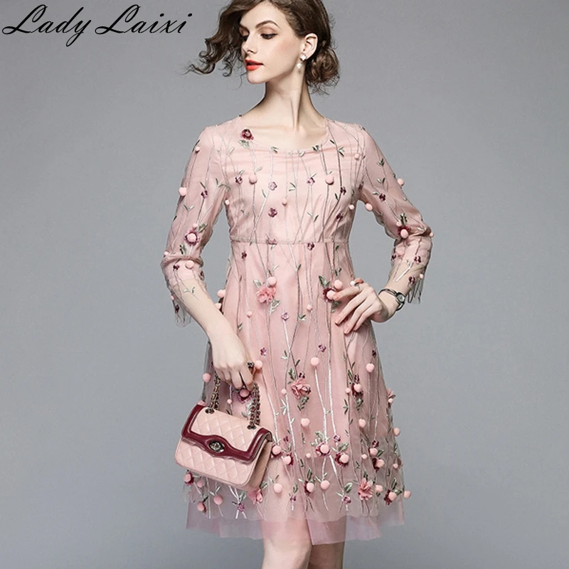Retro Mesh Pink Floral Embroidered Dress Woman Dress 2019 Spring Summer Loose Vintage Dress Sukienki Damskie Zomer Jurk
Retro Mesh Pink Floral Embroidered Dress Woman Dress 2019 Spring Summer Loose Vintage Dress Sukienki Damskie Zomer Jurk