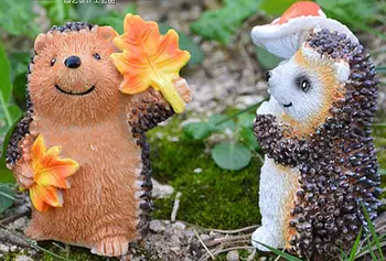 SET Small Hedgehog set pieces Take maple leaf mushroom hedgehog decoration micro landscape statue home decoration
SET Small Hedgehog set pieces Take maple leaf mushroom hedgehog decoration micro landscape statue home decoration