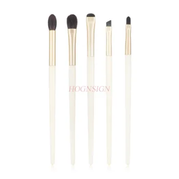 5 Pcs Animal Eye Shadow Brush Smudge Lip Eyebrow Brush Combination Makeup Set Sale
5 Pcs Animal Eye Shadow Brush Smudge Lip Eyebrow Brush Combination Makeup Set Sale