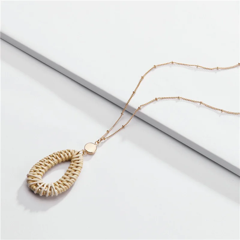 Hollow Waterdrop Knitted Rattan Pendant Neckace Handmade Gold Plating Long Chain Sweater Necklace for Women
Hollow Waterdrop Knitted Rattan Pendant Neckace Handmade Gold Plating Long Chain Sweater Necklace for Women