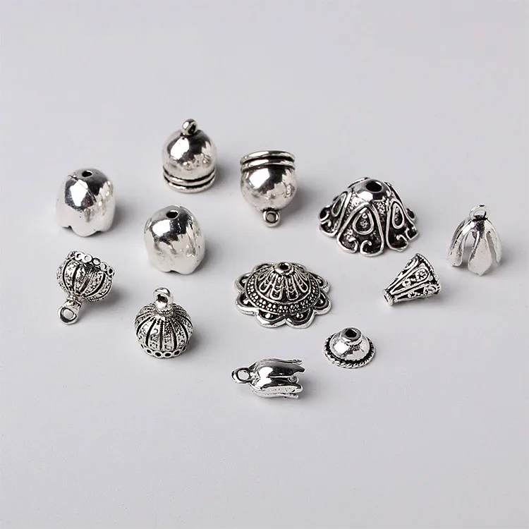 DIY handmade jewelry alloy fittings flower cap homemade Korean tassel bracelet hair decoration material
DIY handmade jewelry alloy fittings flower cap homemade Korean tassel bracelet hair decoration material