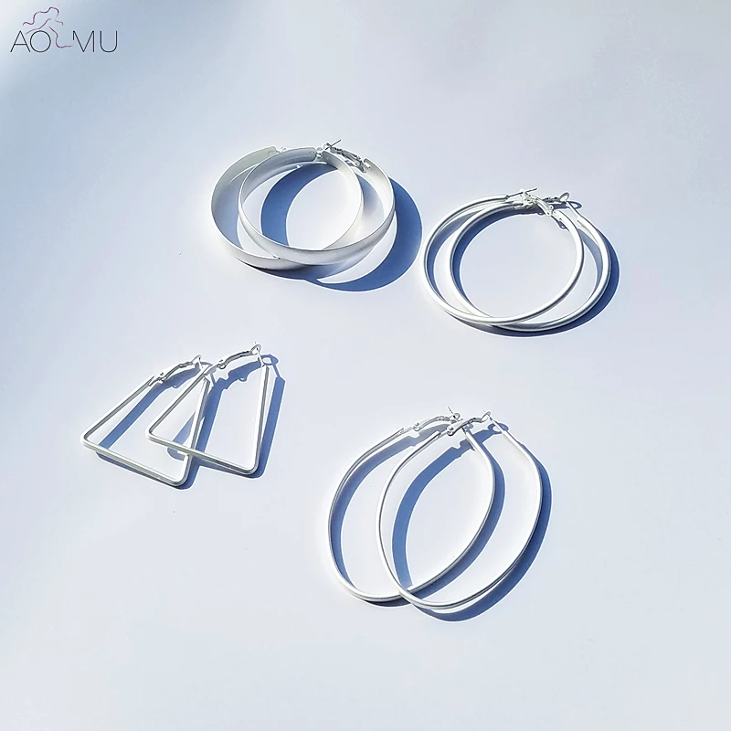 AOMU Design 2018 Alloy Punk Geometric Triangle Oval Big Hoop Earrings for Women Jewelry Minimalist Circle Round Huggie Earring
AOMU Design 2018 Alloy Punk Geometric Triangle Oval Big Hoop Earrings for Women Jewelry Minimalist Circle Round Huggie Earring