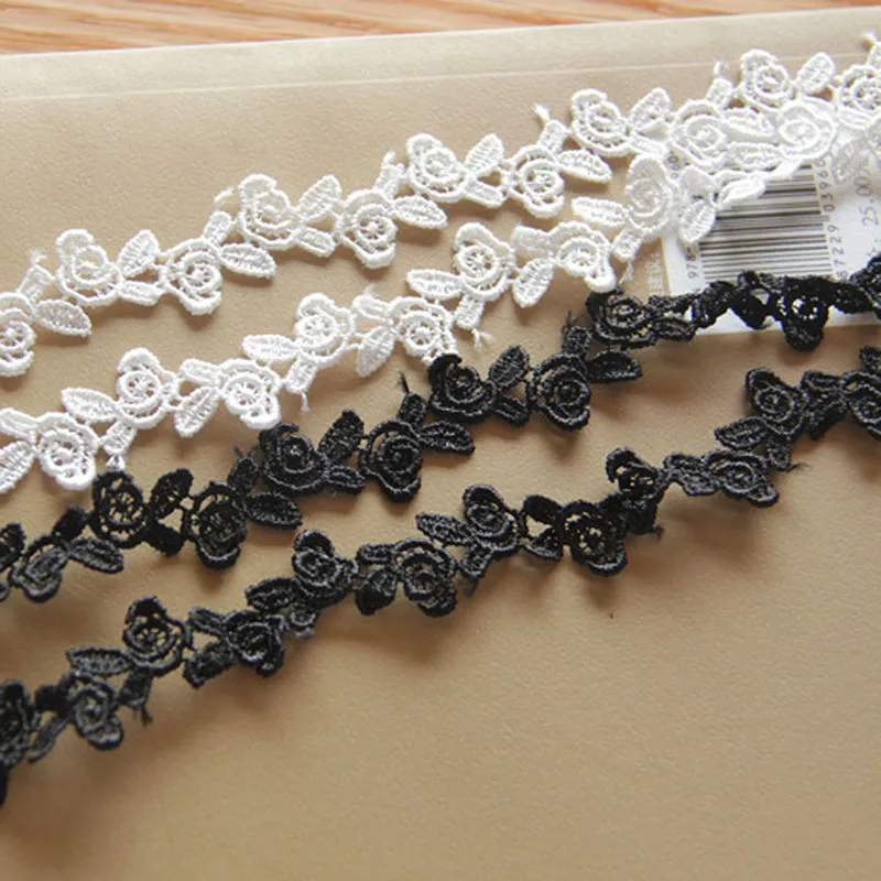1cm Width Black White Polyester Lace Trim Lace Applique for Clothes Home Textiles Apparel Sewing Lace Trim 15Yards
1cm Width Black White Polyester Lace Trim Lace Applique for Clothes Home Textiles Apparel Sewing Lace Trim 15Yards