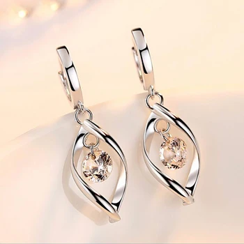Hot Sale Simple Hollow Rhombus Drop Earrings Hollywood Star Earrings for Women Fashion Shiny Crystal Earrings Rotated Geometric
Hot Sale Simple Hollow Rhombus Drop Earrings Hollywood Star Earrings for Women Fashion Shiny Crystal Earrings Rotated Geometric