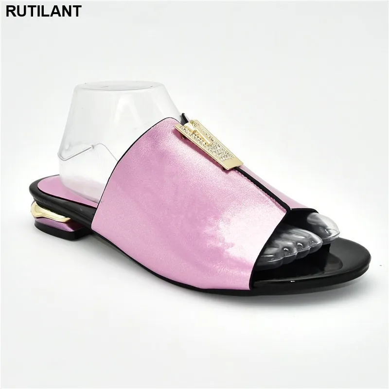 Latest Fashion Ladies Sandals with Heels Nigerian Women Party Pumps Decorated with Rhinestone Summer Sandals African Ladies
Latest Fashion Ladies Sandals with Heels Nigerian Women Party Pumps Decorated with Rhinestone Summer Sandals African Ladies