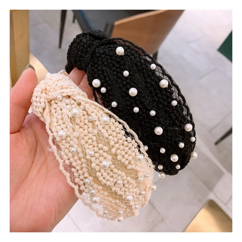 2019 New Lace Headband Pearl Rhinestone Hair Accessories Black White Boutique Bow Hair Bands for Women Knot Hair Accessoires
2019 New Lace Headband Pearl Rhinestone Hair Accessories Black White Boutique Bow Hair Bands for Women Knot Hair Accessoires