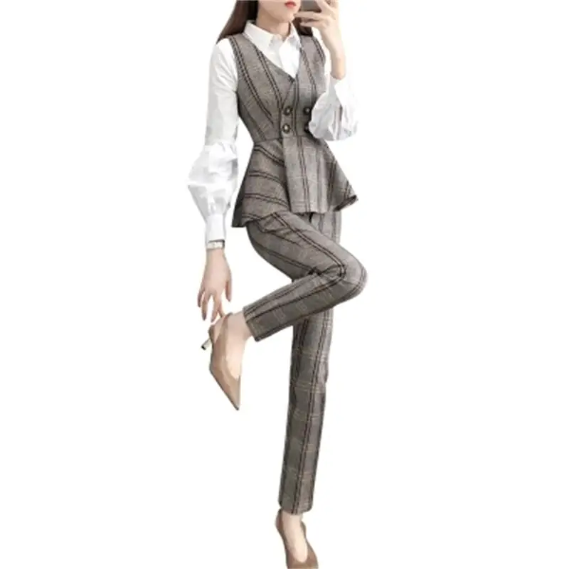 Women Fashion suits 2018 spring New Plaid high-end fashion suit temperament ladies fashion shirt vest spring pants three sets
Women Fashion suits 2018 spring New Plaid high-end fashion suit temperament ladies fashion shirt vest spring pants three sets