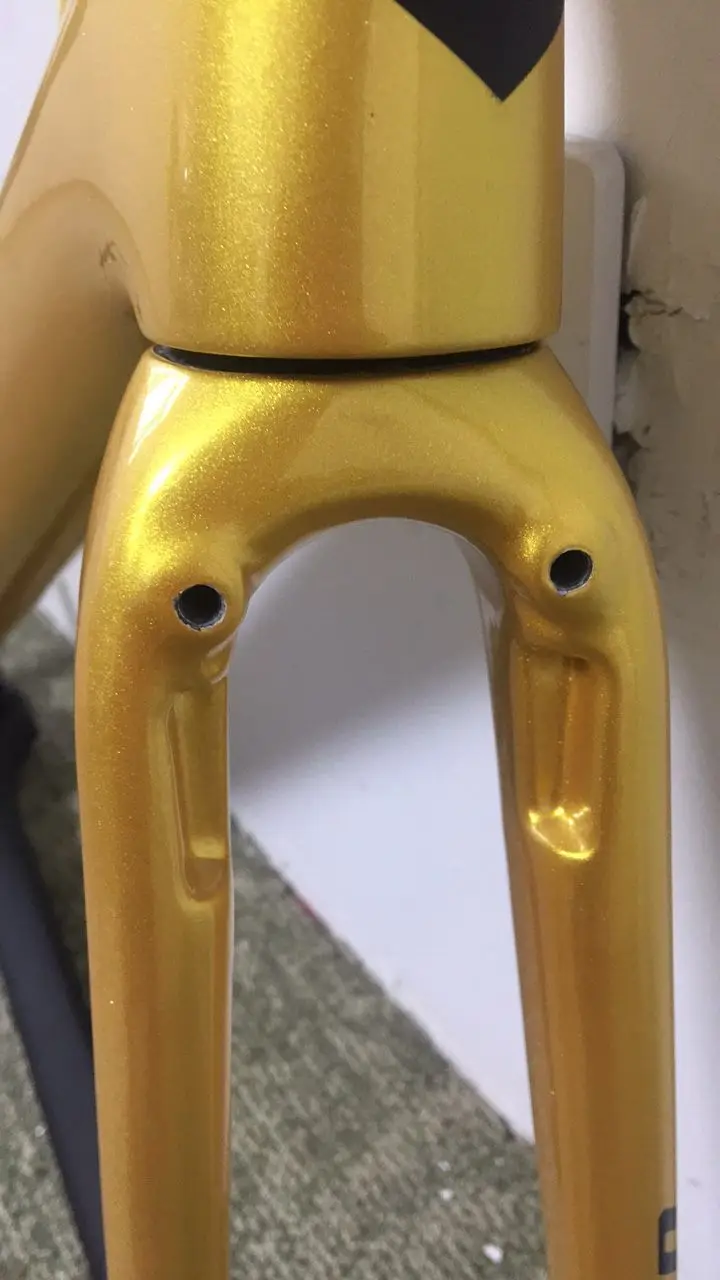 2019 newest style gold color bicycle carbon frame V breaks T1000 UD glossy Chameleon color bike frame 49/52/54/56/58cm frameset
2019 newest style gold color bicycle carbon frame V breaks T1000 UD glossy Chameleon color bike frame 49/52/54/56/58cm frameset