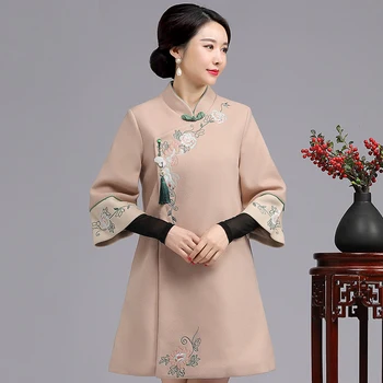 Winter New Warm Classic Women Outdoor Chinese Vintage Three Quater Sleeve Woolen Jacket Embroidery Flower Thick Coat Size S-XXL
Winter New Warm Classic Women Outdoor Chinese Vintage Three Quater Sleeve Woolen Jacket Embroidery Flower Thick Coat Size S-XXL