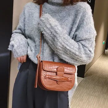 Crossbody Bags for Women 2019 New Fashion Alligator Saddle Wild Shoulder Crossbody Messenger Bag sac main femme luxury handbags
Crossbody Bags for Women 2019 New Fashion Alligator Saddle Wild Shoulder Crossbody Messenger Bag sac main femme luxury handbags