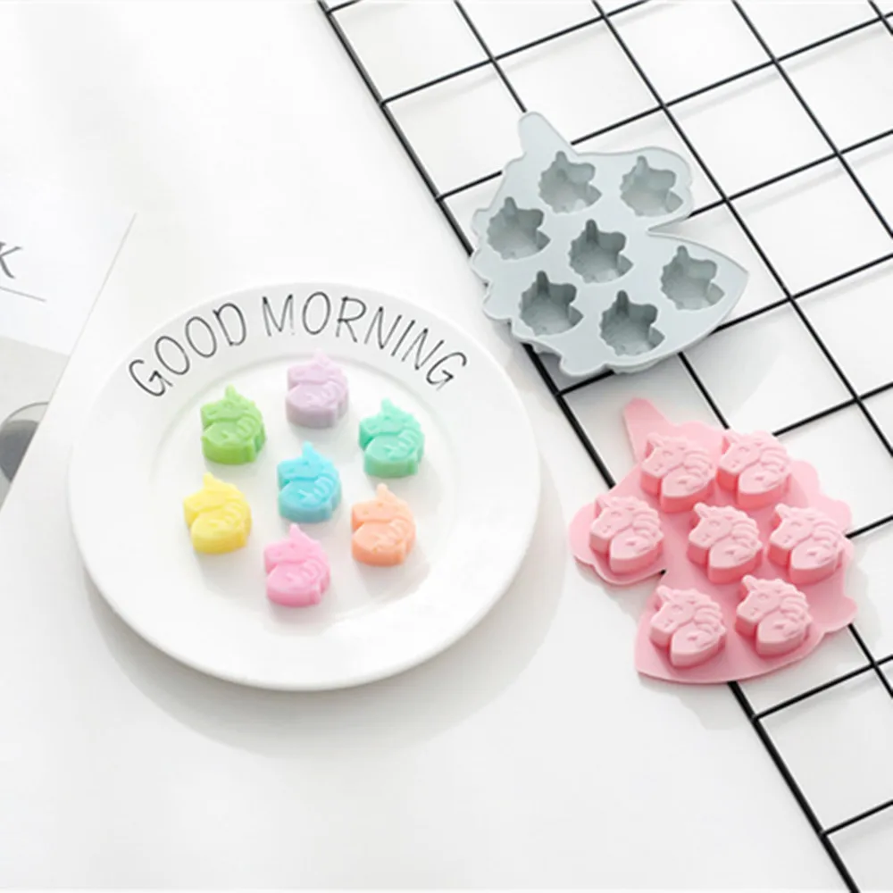 1pcs DIY Unicorn Cakes Molds Fondant Cake Dessert Chocolate Soap Candy Biscuit Sugar Mold Baking Kitchen Accessories Baking Tool
1pcs DIY Unicorn Cakes Molds Fondant Cake Dessert Chocolate Soap Candy Biscuit Sugar Mold Baking Kitchen Accessories Baking Tool