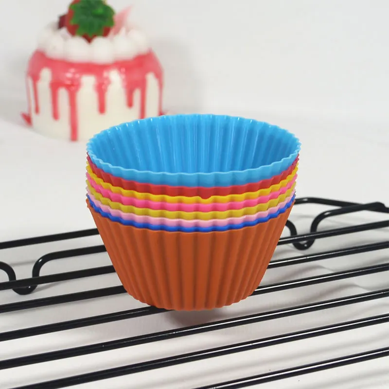 10Pcs/Lot Reusable and Non-stick Silicone Baking Cups / Cupcake Liners/Muffins Cup Molds in storage Container
10Pcs/Lot Reusable and Non-stick Silicone Baking Cups / Cupcake Liners/Muffins Cup Molds in storage Container
