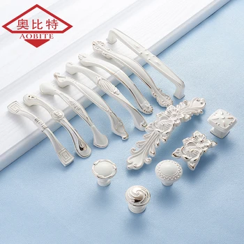AOBT Zinc Aolly Ivory White Cabinet Handles Kitchen Cupboard Door Pulls Drawer Knobs European Furniture Handle Pens Hardware
AOBT Zinc Aolly Ivory White Cabinet Handles Kitchen Cupboard Door Pulls Drawer Knobs European Furniture Handle Pens Hardware