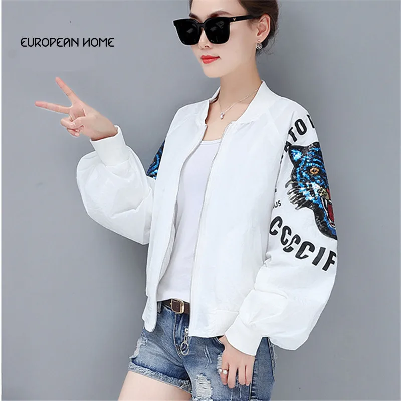 Jacket Women Plus Size Outerwear Spring Summer Fashion Loose Sequins Short Coat Stand Zipper Sun Protection Clothes Coats LR340
Jacket Women Plus Size Outerwear Spring Summer Fashion Loose Sequins Short Coat Stand Zipper Sun Protection Clothes Coats LR340