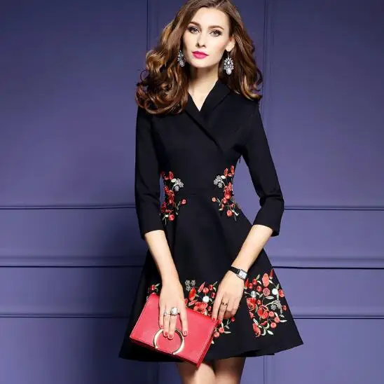 Women Autumn V-neck Black Embroidery Flowers Dress Vestidos Mujer Elegant Vestidos Beach Plus Size Party Dresses AW469
Women Autumn V-neck Black Embroidery Flowers Dress Vestidos Mujer Elegant Vestidos Beach Plus Size Party Dresses AW469