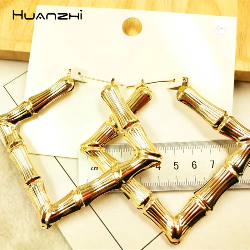 HUANZHI 2019 Bamboo Festival Gold Metal Plated Exaggeration Geometric Square Classic Hoop Earrings For Women Party Jewelry Gifts
HUANZHI 2019 Bamboo Festival Gold Metal Plated Exaggeration Geometric Square Classic Hoop Earrings For Women Party Jewelry Gifts