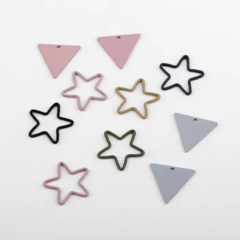 DIY earring material sprayed rubber lacquer pentagram pendant simple geometric triangular ring earpiece pendant
DIY earring material sprayed rubber lacquer pentagram pendant simple geometric triangular ring earpiece pendant
