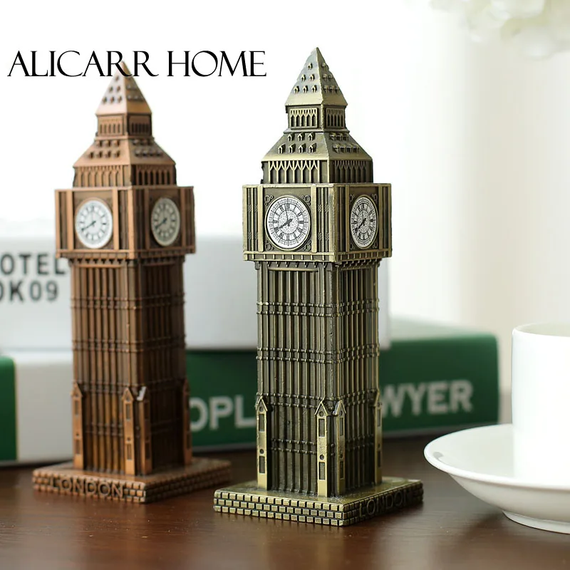 British tourist souvenirs London landmark Big Ben classic decoration metal alloy material model model dies wedding
British tourist souvenirs London landmark Big Ben classic decoration metal alloy material model model dies wedding