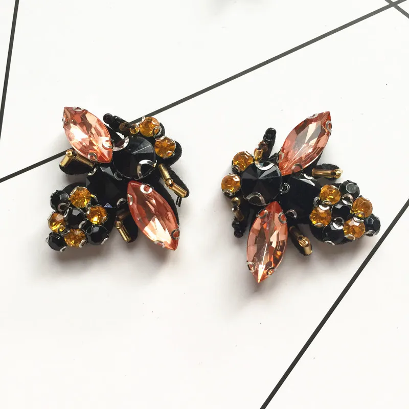 2Pcs Bee Sequins Crystal Patches Embroidered Applique Embellishment Sewing on Clothes Craft RP165
2Pcs Bee Sequins Crystal Patches Embroidered Applique Embellishment Sewing on Clothes Craft RP165