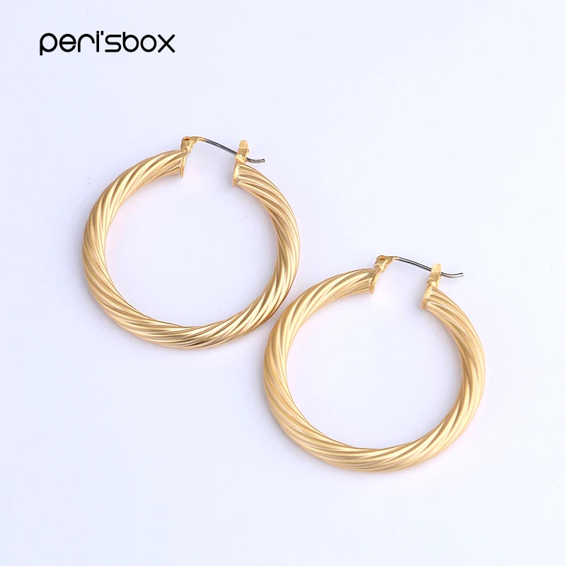 Peri'sBox Simple Metal Twisted Circle Earrings for Women Statement Geometrical Hoops Earrings Minimalist Round Hoop Earrings
Peri'sBox Simple Metal Twisted Circle Earrings for Women Statement Geometrical Hoops Earrings Minimalist Round Hoop Earrings