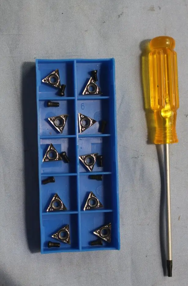 BIT(THREE SIDE) of AM8700 car DISC Lathe Drive machine 10pcs/lot+ one screwdriver as gift
BIT(THREE SIDE) of AM8700 car DISC Lathe Drive machine 10pcs/lot+ one screwdriver as gift