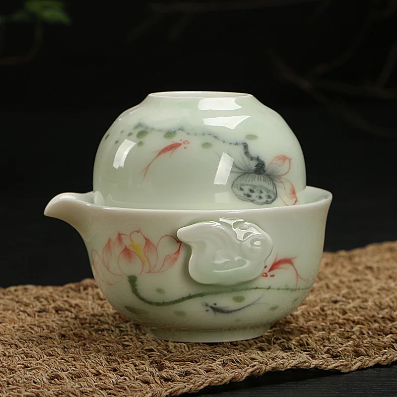 Blue and white porcelain fast cup Kung Fu cup tea set hand-painted one pot one cup car traveling easy pots
Blue and white porcelain fast cup Kung Fu cup tea set hand-painted one pot one cup car traveling easy pots