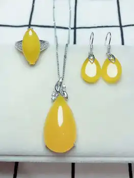 C25#925 silver inlaid natural chalcedony set, the jade face is clean and translucent
C25#925 silver inlaid natural chalcedony set, the jade face is clean and translucent