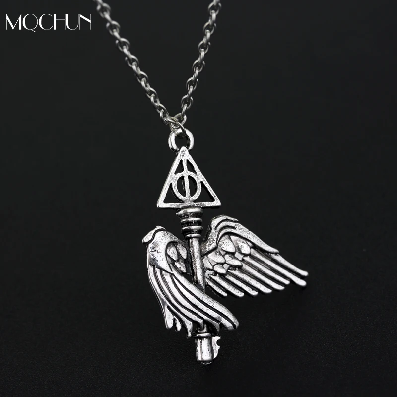 Harry Necklaces European and American movie peripheral accessories deathly hallows flying wing necklace sautoir keys
Harry Necklaces European and American movie peripheral accessories deathly hallows flying wing necklace sautoir keys