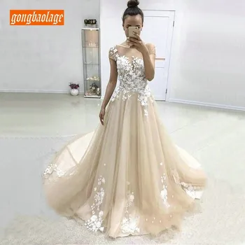 Fashion Short Sleeve Champagne Long Wedding Gowns Lace Appliqued Bride Dresses Tulle A Line Sweep Train Wedding Dress Handmade
Fashion Short Sleeve Champagne Long Wedding Gowns Lace Appliqued Bride Dresses Tulle A Line Sweep Train Wedding Dress Handmade