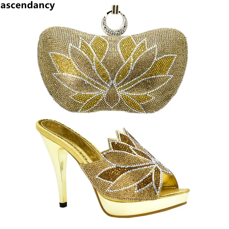 Italian Ladies Shoes and Bags To Match Set Nigerian Shoes and Bag Wedding Shoes Bride Cristal Shoes and Bag Set African Set 2018
Italian Ladies Shoes and Bags To Match Set Nigerian Shoes and Bag Wedding Shoes Bride Cristal Shoes and Bag Set African Set 2018