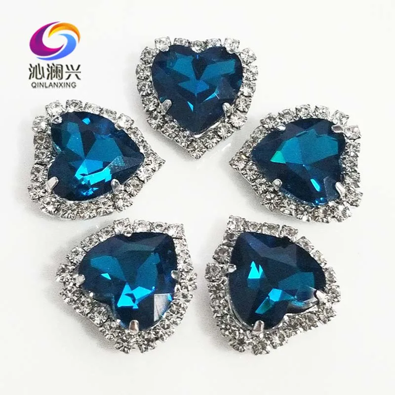 Factory sales Peacock blue heart shape top grade Crystal glass buckle,silver bottom sew on rhinestones Diy/jewelry accessories
Factory sales Peacock blue heart shape top grade Crystal glass buckle,silver bottom sew on rhinestones Diy/jewelry accessories