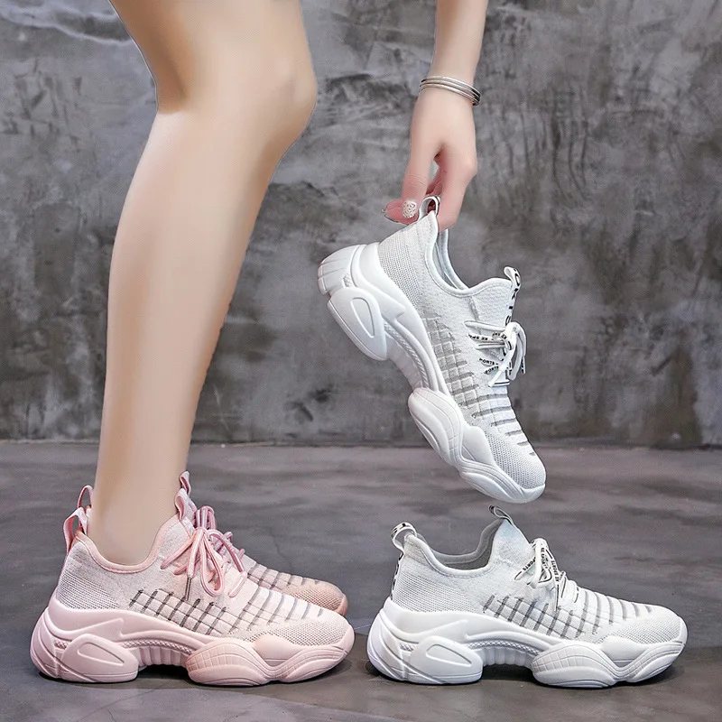 Summer old shoes women's new mesh shoes breathable fish mesh surface thick bottom net red casual shoes
Summer old shoes women's new mesh shoes breathable fish mesh surface thick bottom net red casual shoes