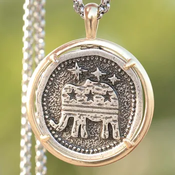 Republican Elephant Necklace Political Symbol 25mm*25mm American Flag Pendant Medal Jewelry Dropship 
Republican Elephant Necklace Political Symbol 25mm*25mm American Flag Pendant Medal Jewelry Dropship