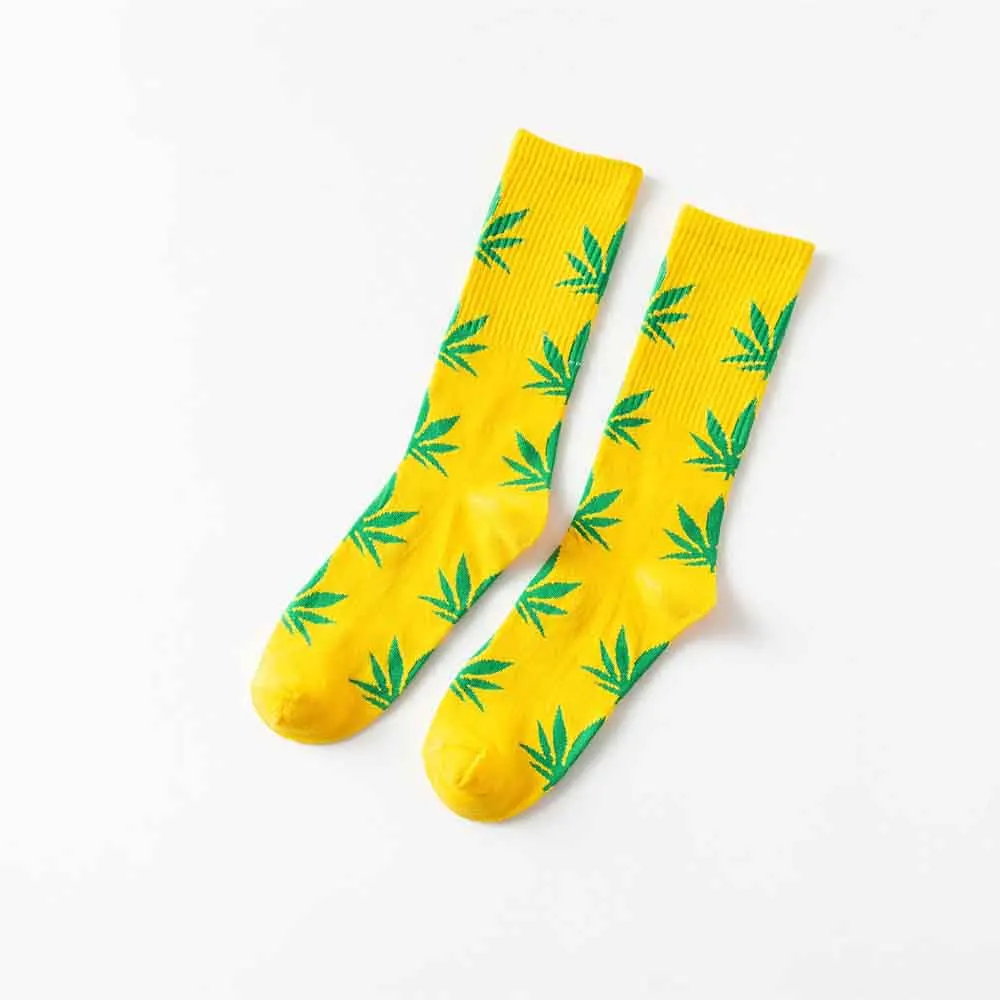 Fashion-1Pair-comfortable-high-quality-cotton-socks-hemp-leaf-maple-leaves-casual-long-weed-crew-socks(7)