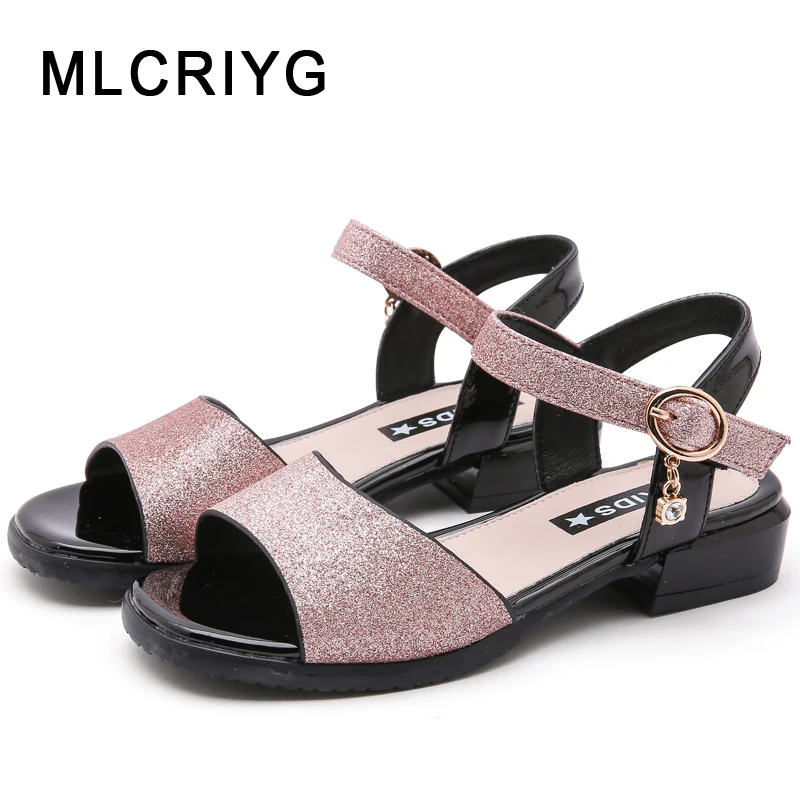 New 2019 Summer Kids Princess Sandals Baby Girls Glitter Beach Sandals Children Rhinestone Sandals Fashion Black Brand Shoes
New 2019 Summer Kids Princess Sandals Baby Girls Glitter Beach Sandals Children Rhinestone Sandals Fashion Black Brand Shoes