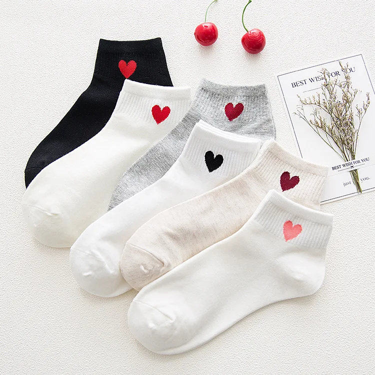 1 Pair Red Heart Cute College Wind Simple Basic Fresh Female Socks Warm Comfortable Cotton Spring And Summer Hot Sale
1 Pair Red Heart Cute College Wind Simple Basic Fresh Female Socks Warm Comfortable Cotton Spring And Summer Hot Sale