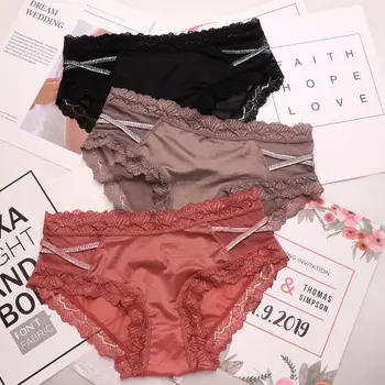 SP&CITY Luxurious Solid Seamless Panties Sexy Underwear For Woman Hot Stamping Cross Ice Silk Female Lace Side Briefs Lingerie
SP&CITY Luxurious Solid Seamless Panties Sexy Underwear For Woman Hot Stamping Cross Ice Silk Female Lace Side Briefs Lingerie