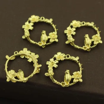 Bird on Branch Flowers Charms Pendants Brass Metal Tree Leaf Connectors Die Casting Findings DIY Jewelry Making
Bird on Branch Flowers Charms Pendants Brass Metal Tree Leaf Connectors Die Casting Findings DIY Jewelry Making